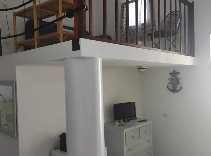 Rocche Rosse Acquacalda