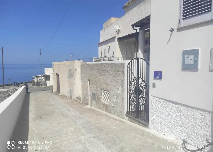 Rocche Rosse Acquacalda