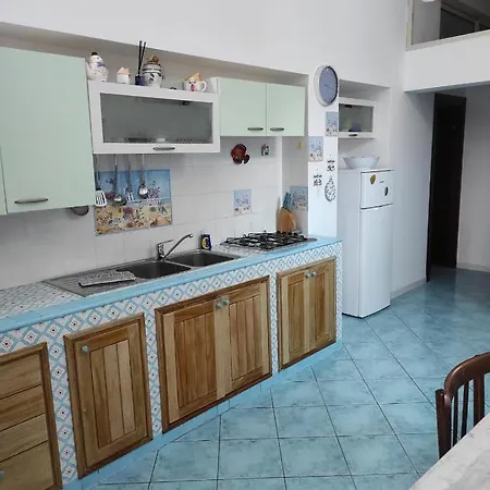 Rocche Rosse Acquacalda