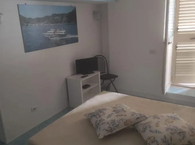 Holiday home Rocche Rosse Acquacalda